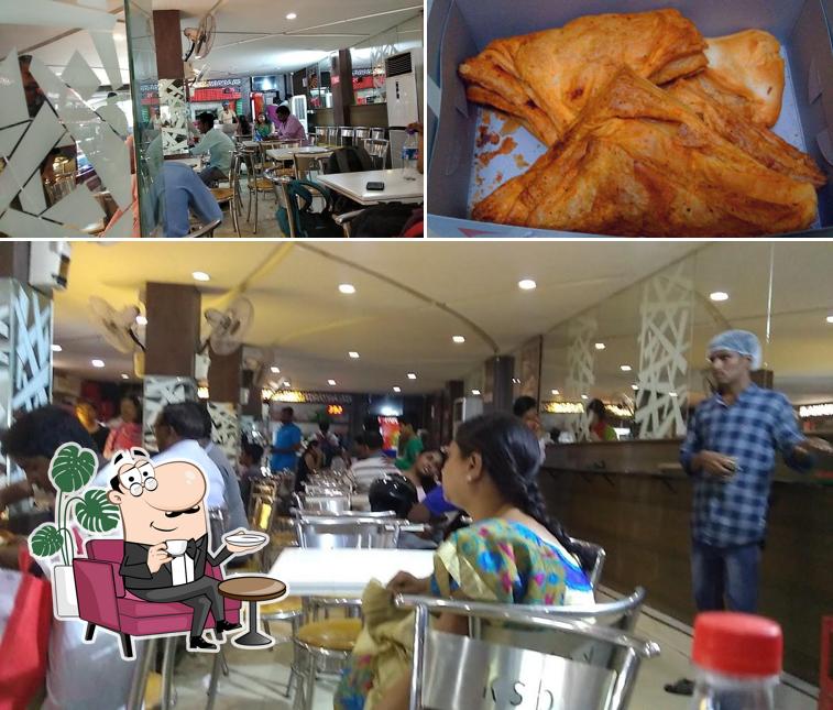 The picture of KS Bakers’s interior and food