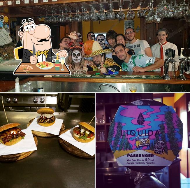 Questa è la foto che presenta la cibo e bancone da bar di Old Troll's Pub