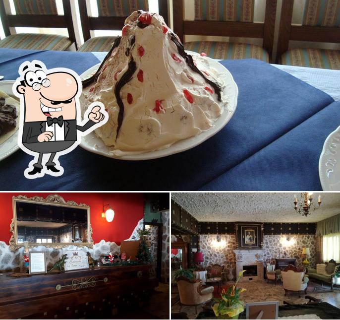 Siediti a un tavolo di La Fenice Medieval Restaurant