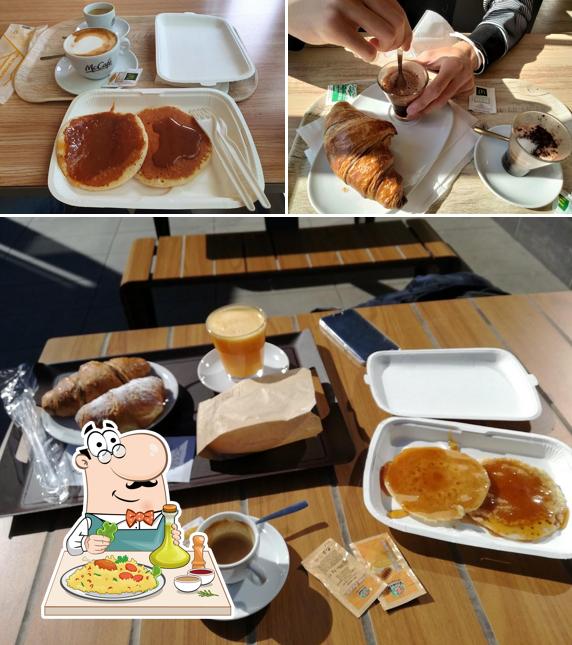 Cibo al McDonald's Roma Casalotti
