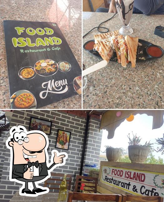 Here's a pic of Food Island restaurant and cafe