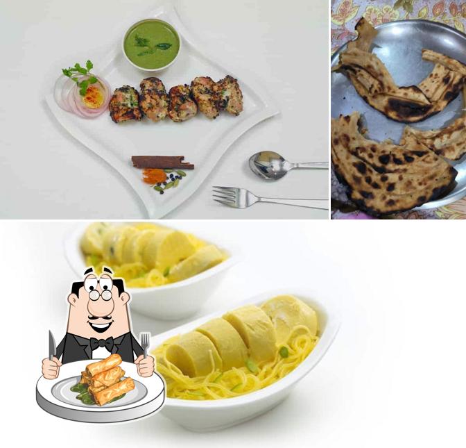 Spring rolls at Moets Civil Lines