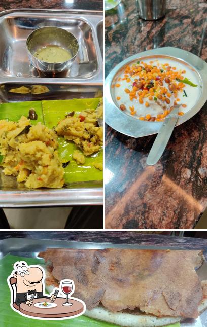 Food at Sri Sai Ruchi