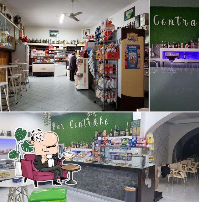 Gli interni di Bar Centrale