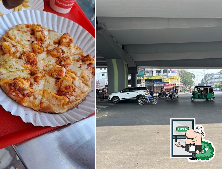 Enjoy the view outside Ajay's - Malhar Point, Vadodara