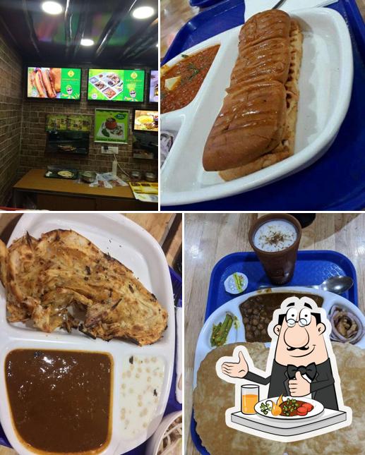 Food at Amritsari Express