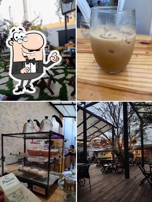 O interior do Elegia Café