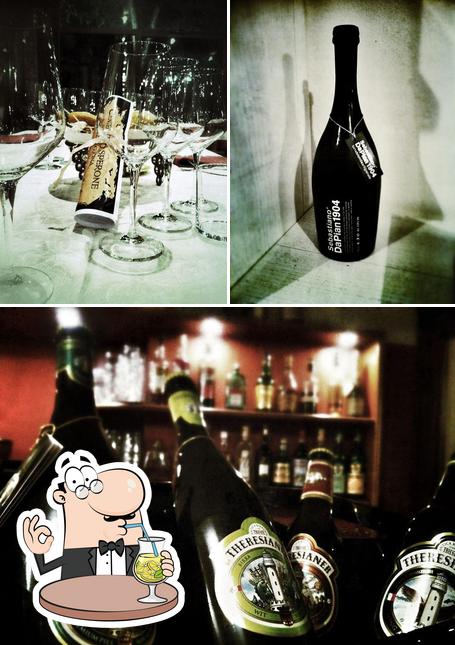 Goditi un drink dal menu