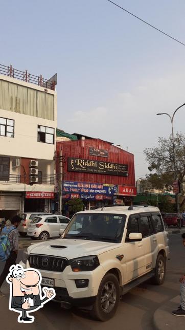 Look at the picture of Riddhi Siddhi Food Court