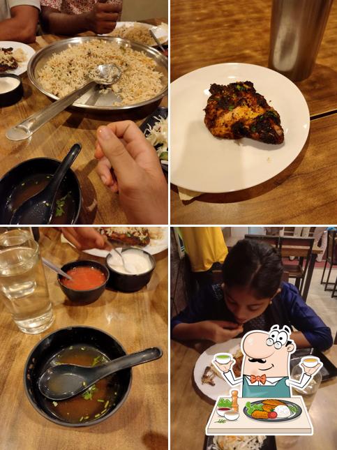 Food at Noora Restaurant, Malappuram Kuzhimanthi