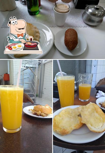 Omeletes em Café 87