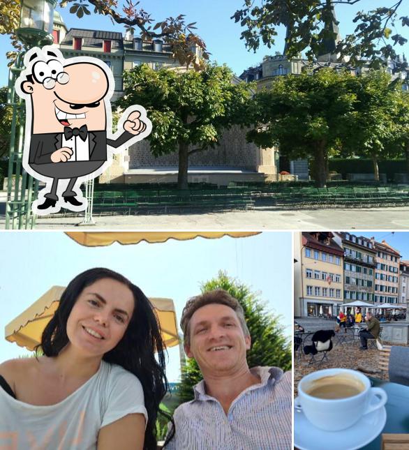 Puoi goderti l'aria fresca dal dehors di Café César