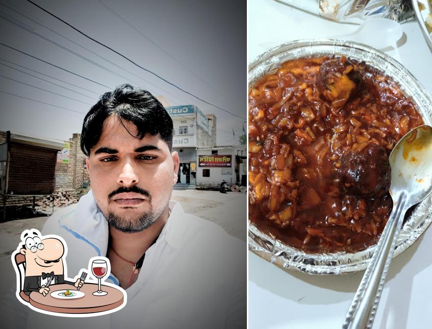 Food at Pizza market fast food restaurant