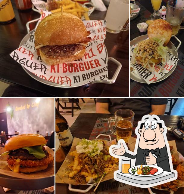 Sanduíche de carne de porco desfiada em k1 Burguer
