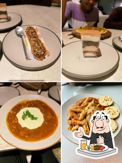 Food at FRESH CHOICE - Patisserie