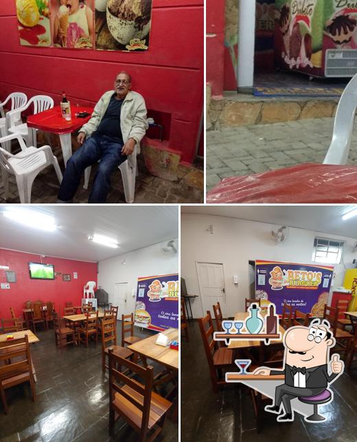 O interior do Beto's Burguer Hamburgueria e Petiscaria
