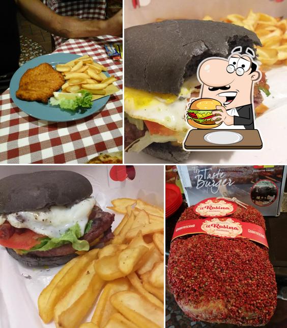 Ordina un hamburger a LA FARMACIA DEI SANI - Pizzeria