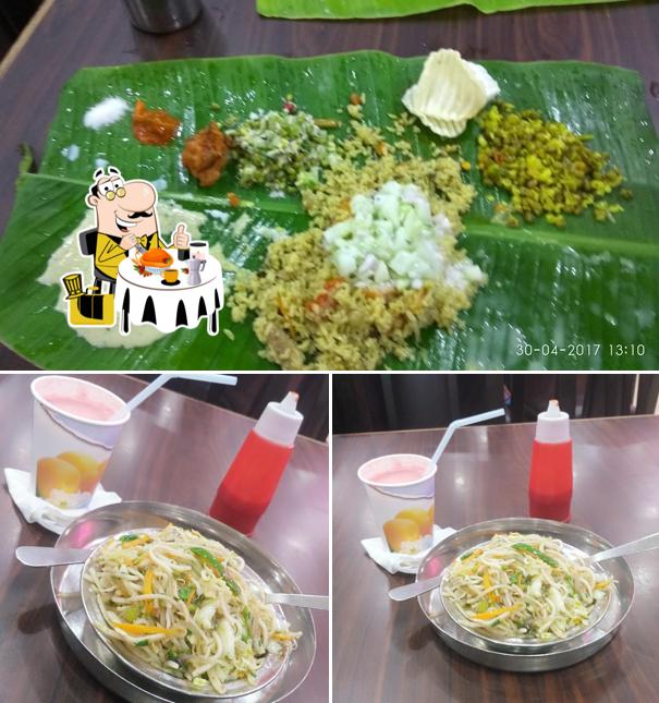 Food at The Happy Vegetarian