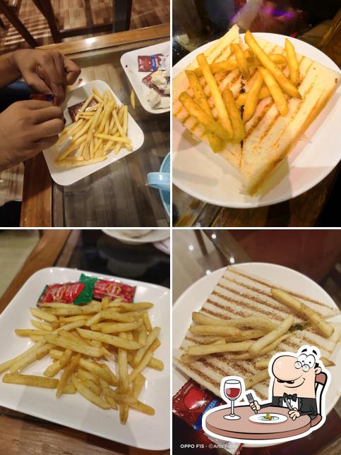 Food at Purple Bean Coffee