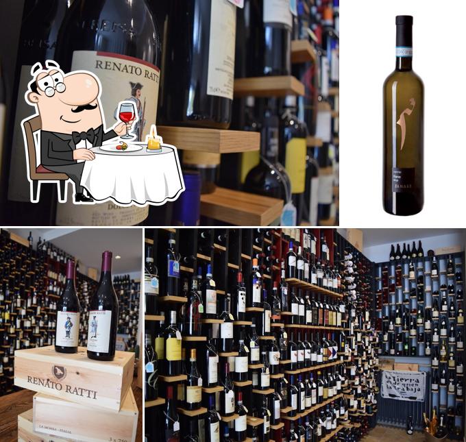 È gradevole prendersi un bicchiere di vino a Cuneo Vini