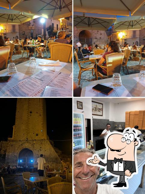 Dai un'occhiata agli interni di Fuori di Pinsa
