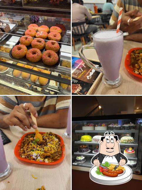 Food at Happy cake & bakes