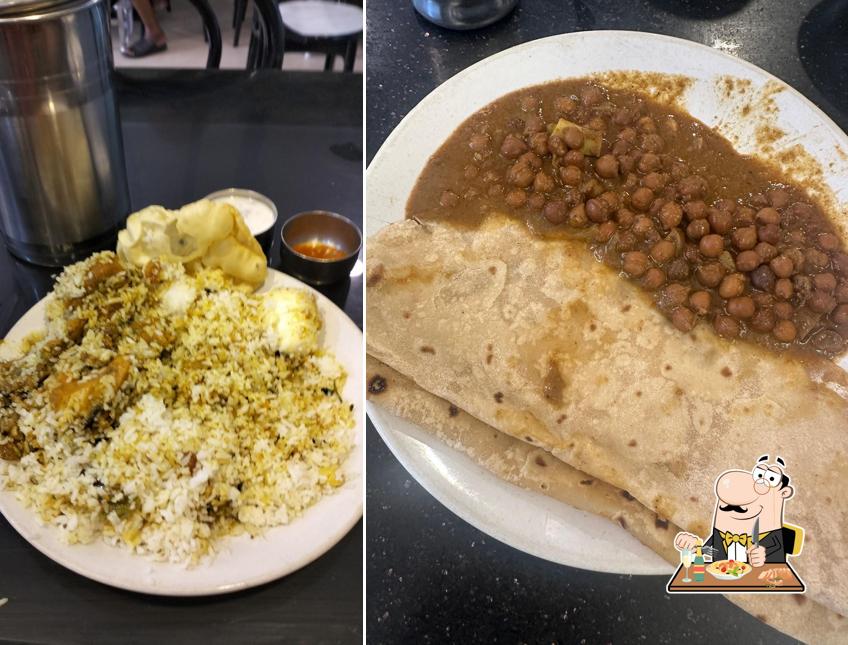 Food at White Food Court