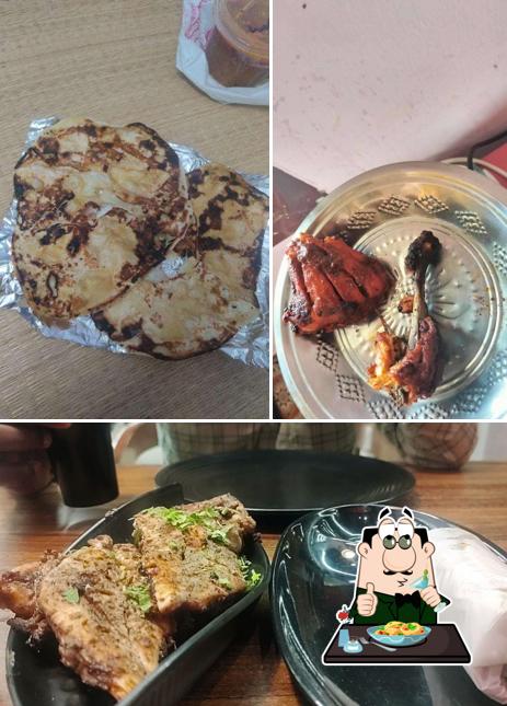 Food at SUVAI BIRIYANI CENTER