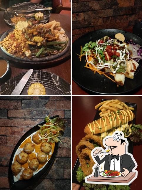 Meals at 91 Rosewood Villa
