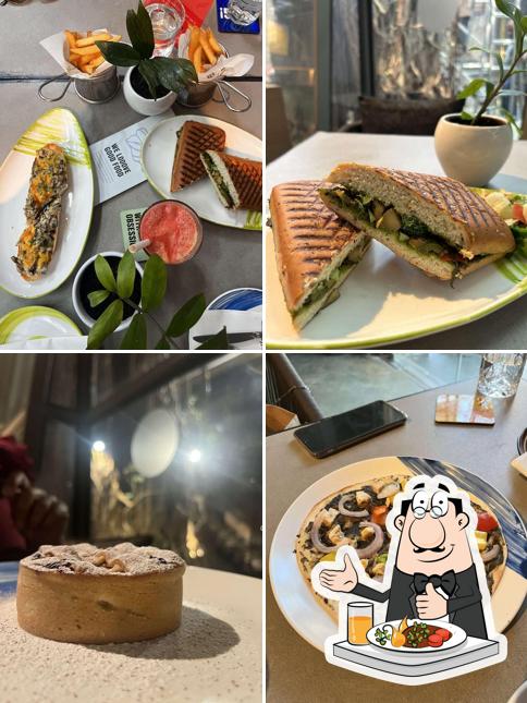 Food at Banyan Tree Cafe