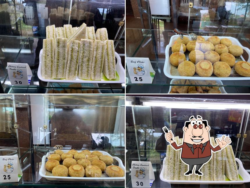 Meals at Neon Cafe
