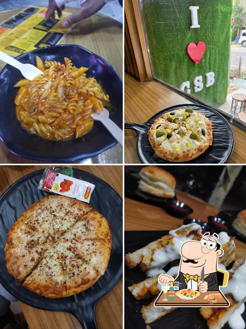 Pad thai at Chai sutta bar, Doranda Ranchi