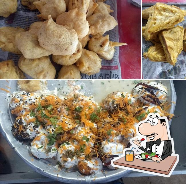 Food at Kalia Mistharna Bhandara