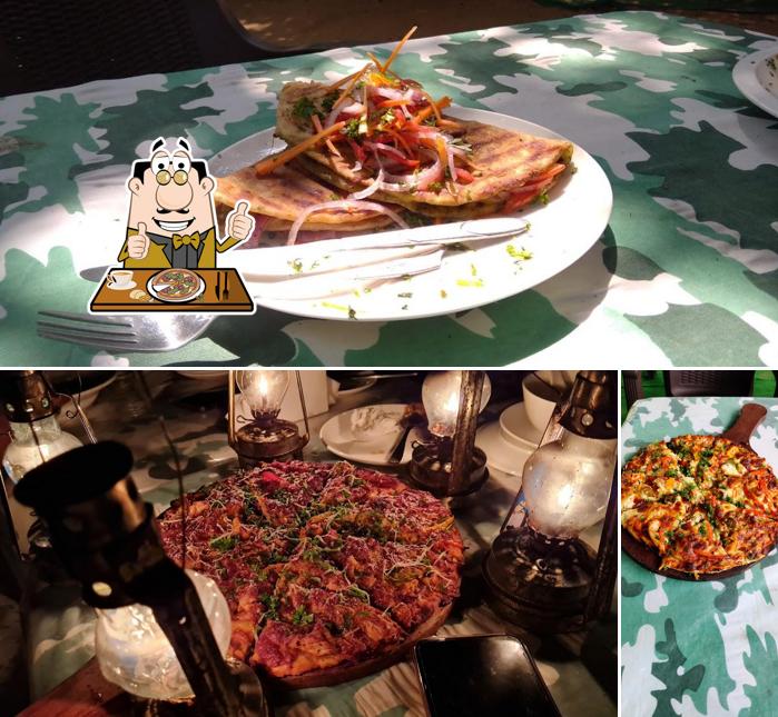 Order pizza at Roma Italian Cuisine