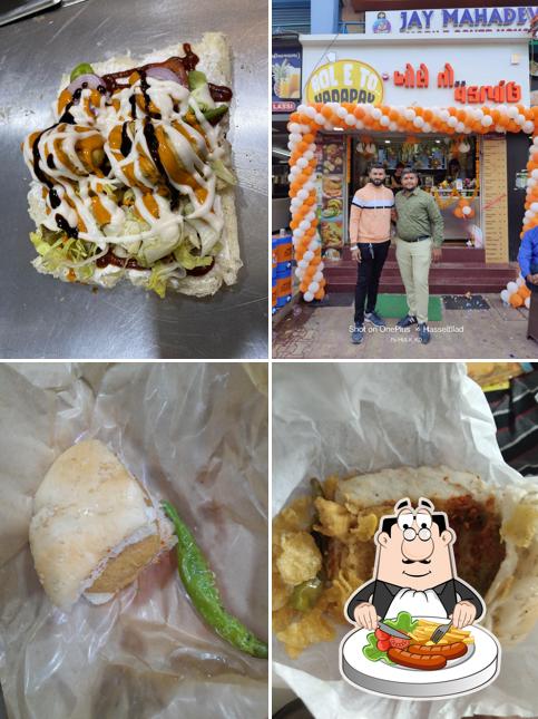 Food at Bole To Vadapav