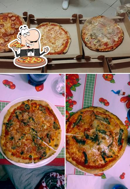 Prenditi tra le molte varianti di pizza