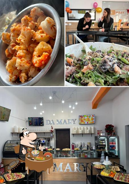 Tra le diverse cose da DA MARY POKÈ si possono trovare la cibo e interni