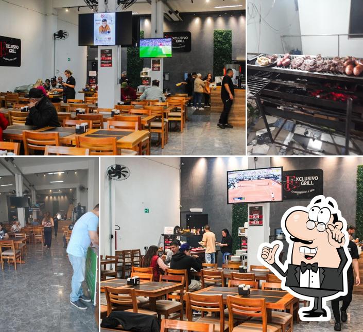 O interior do Exclusivo Grill Churrascaria e Bar