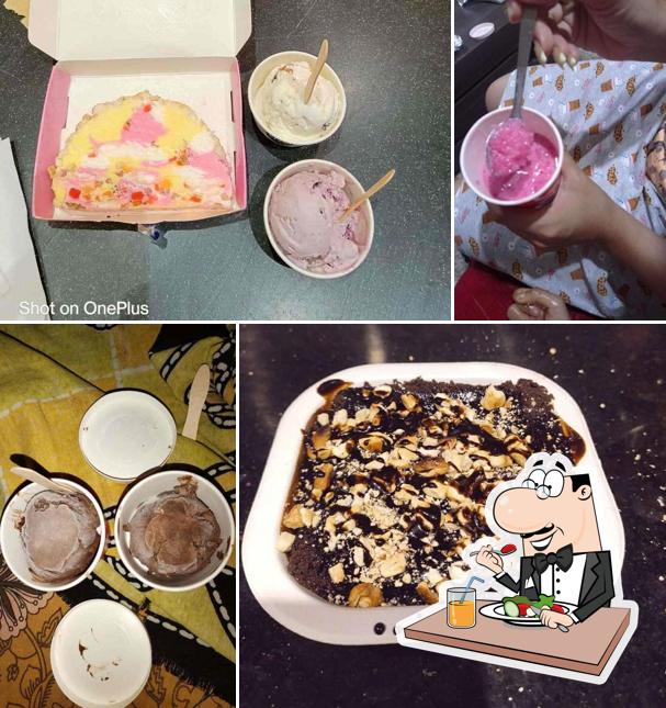 Food at Gianis - Ice cream, shakes & sundaes