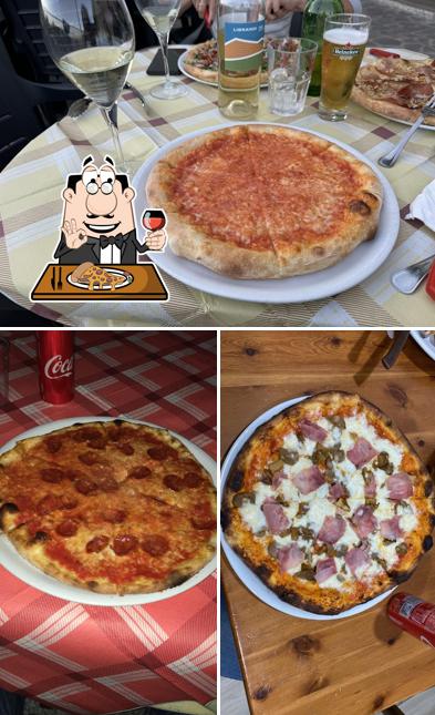 A Ristorante pizzeria la grotta, puoi provare una bella pizza