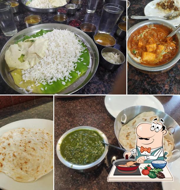 Chicken curry at Kairali Restaurant and Lodging