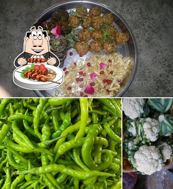 Meals at Khodiyar Farshan Mart