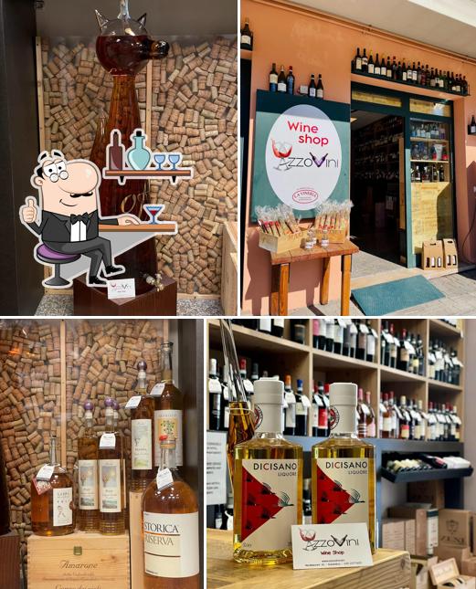 Dai un'occhiata agli interni di AzzoVini
