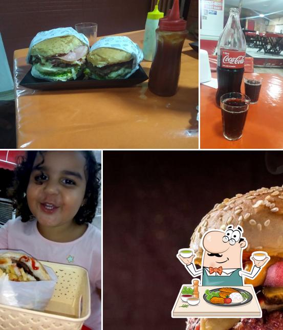 Platos en Rock dog laches