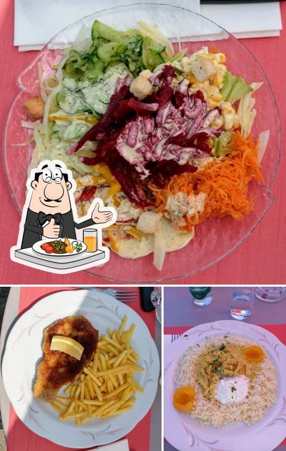 Tra le diverse cose da Waage si possono trovare la cibo e esterno