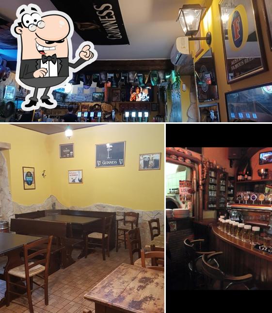 Siediti a un tavolo di Buddy's