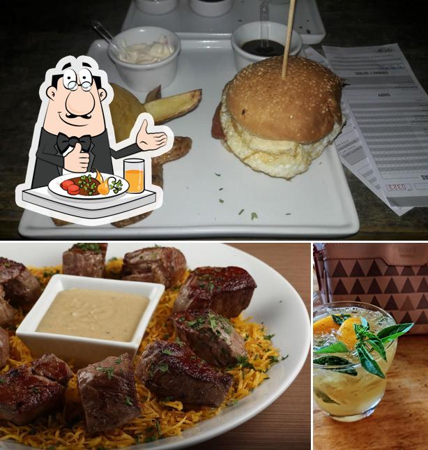 Comida em Deck Jardim
