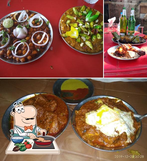 Chicken curry at Bedi Dhaba