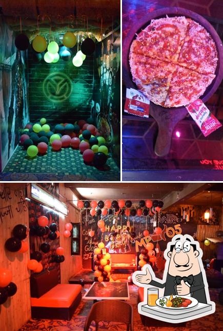 Among various things one can find food and interior at Cafe MP05