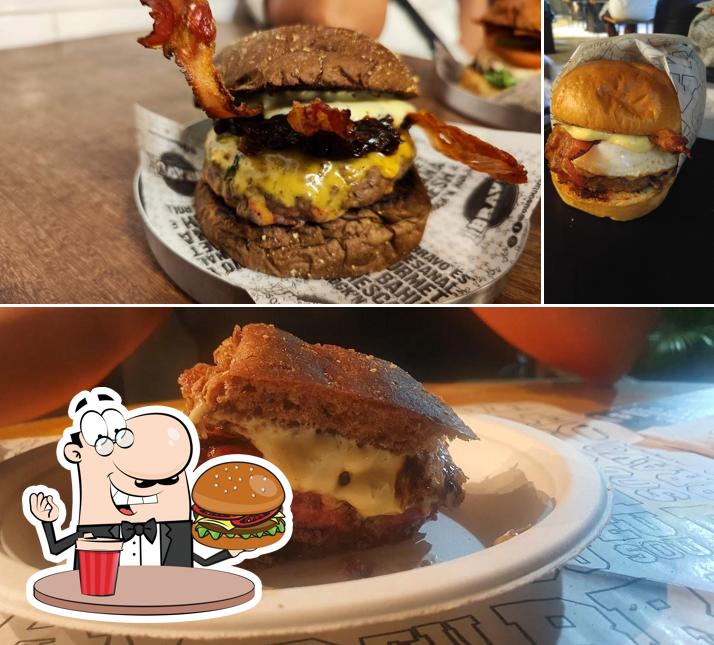 Consiga um hambúrguer no BRAVO Burger & Beer - Barra